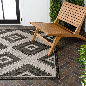 Lior Geometric Moroccan Diamond Area Rug